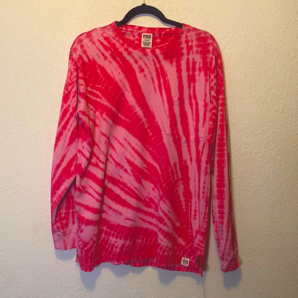 VS PINK Campus Long Sleeve Tee
